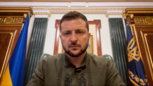 От украинского бренда: Владимир Зеленский надел вышиванку цвета хаки