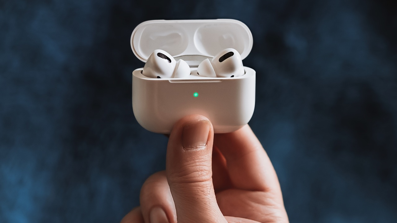 AirPods