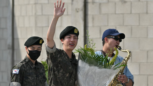 Джин з BTS