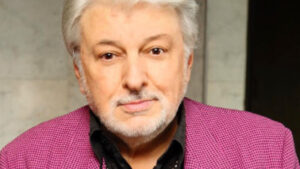 помер Вʼячеслав Добринін