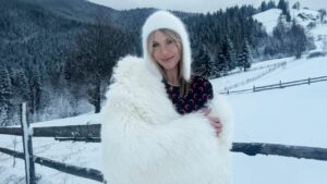 Леся Нікітюк заінтригувала фото з Карпат