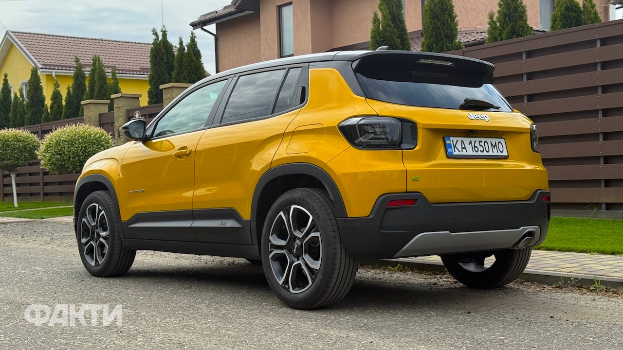 Jeep Avenger: тест-драйв кроссовера (фото) Фото 9