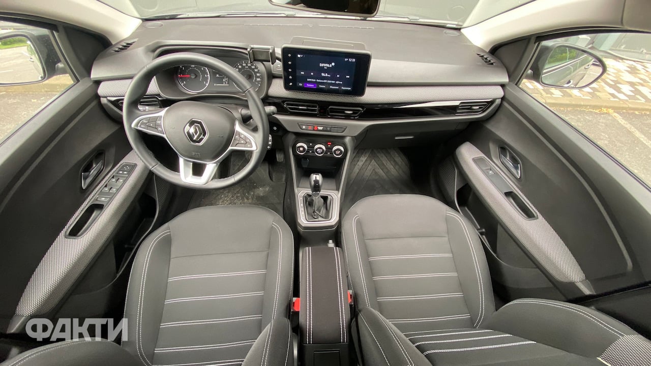 Renault Taliant: тест-драйв седана (фото) Фото 2