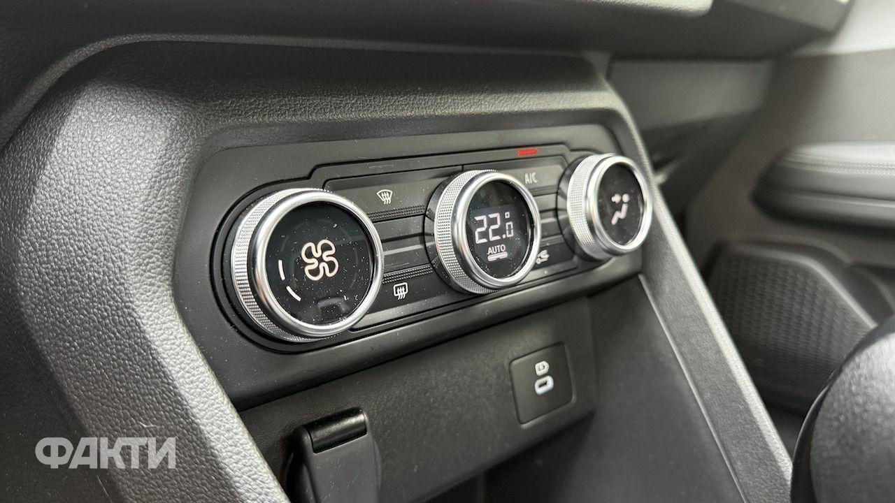 Renault Kardian: тест-драйв хетчбека (фото) Фото 5