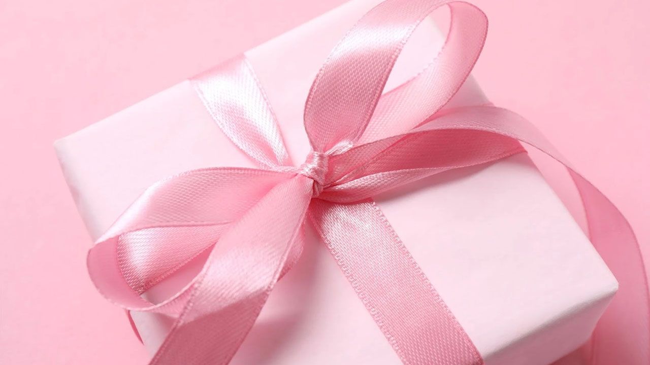 Подарунки з гумором: смішні та корисні речі для гарного настрою зі знижками