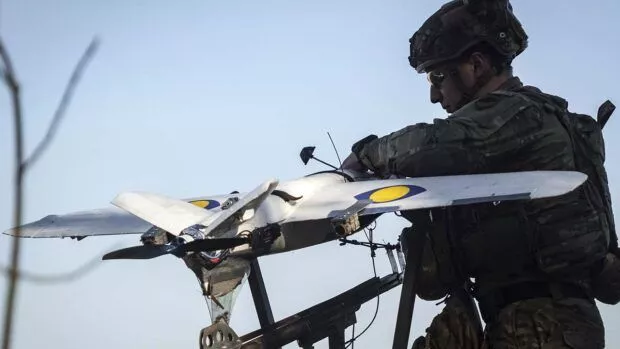 Азовець готує БПЛА для запуску